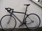 Giant Single Speed Black Road Bike Medium Aluminum Frame