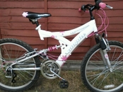 24"girls bike&#163;75 Croydon, London