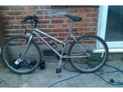 Adults mountain bike 26 inch wheels all gears working Bike in excellent condition &#163;35&#163;35 Walthamstow, London