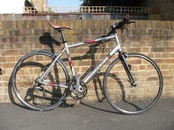 Trek 1000 light weight frame bike just under gone service 700x23c wheels&#163;140 Streatham, London