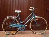 Vintage French Ladies Town Bike, mixte frame, MOTOBECANE in almost new condition&#163;180 Bow Road, London