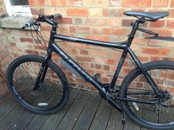 Carrera Subway Hybrid Bike 57cm. EXCELLENT CONDITION. Includes front